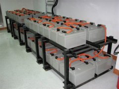 梅河電瓶機房UPS電池eps干電池叉車電瓶新潔靜回收公司